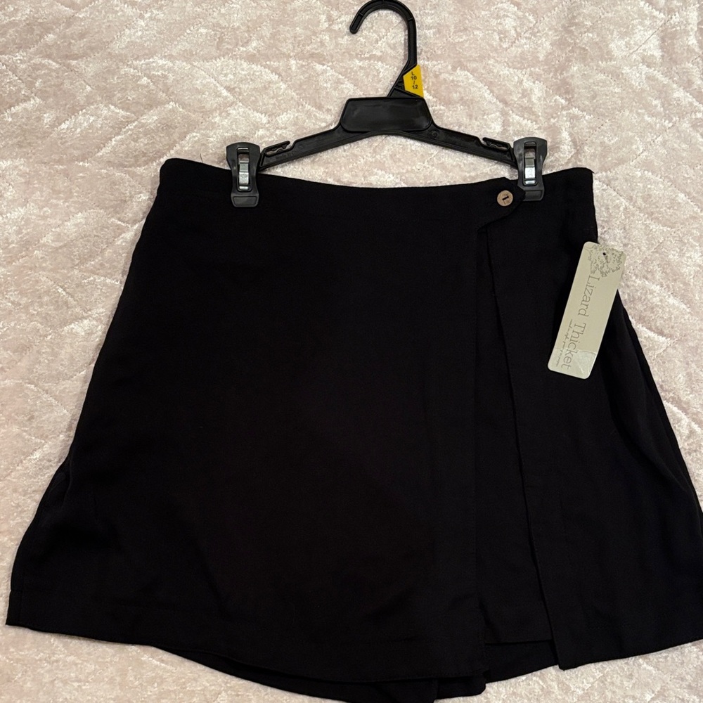 Lizard Thicket Black Skirt